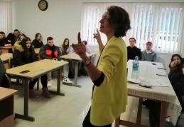 Activitate extracurriculară la Seminarul Teologic „Sfântul Ioan Iacob” din Dorohoi - FOTO