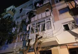 Explozie puternică într-un bloc din Suceava. Trei persoane transportate la spital și circa 20 de autoturisme au fost afectate