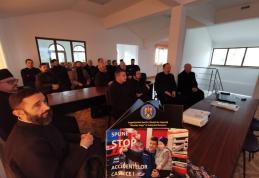 Preoții din Protopopiatul Darabani, partenerii pompierilor în cadrul campaniei „Un cămin sigur pentru copilul tău! - FOTO
