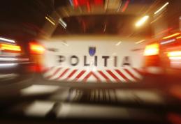 Urmărire ca în filme a polițiștilor dorohoieni finalizată cu un autoturism răsturnat