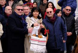 Peste 600 de colindători au adus la sediul PSD Botoșani tot sufletul satului românesc, păstrător de tradiții și de tezaure - FOTO