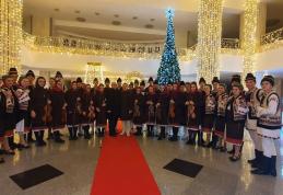 Ansamblul „Mugurelul-Mărgineanca” a fost la colindat la București și Călărași - FOTO