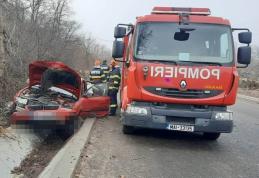 Două tinere au avut nevoie de îngrijiri medicale după un accident petrecut în ajun de Crăciun - FOTO