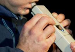 Tânăr cu alcoolemie record prins de polițiști la volanul unui autoturism