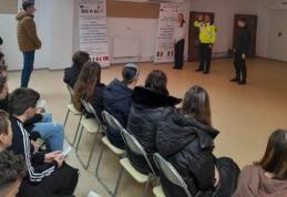 Activități educative preventive efectuate de polițiștii de la Flămânzi - FOTO