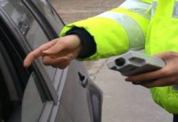 Șofer reținut după ce s-a urcat la volan beat și fără permis