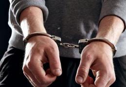 Tânăr de 18 ani reținut de polițiști după un cumul de infracțiuni. Incredibil ce a putut să facă!