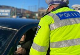 Bărbat descoperit de polițiști pe un drum din Corlăteni conducând beat și cu permisul de conducere anulat