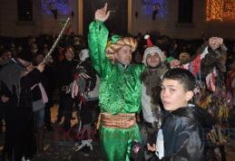 Parada formațiilor de datini și obiceiuri - Banda Plevna: VIDEO - FOTO