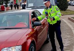 8 MARTIE, cu flori și mesaje preventive, alături de polițiștii botoșăneni - FOTO