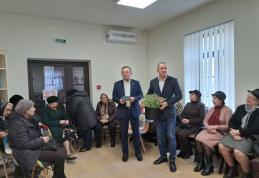 Ziua internațională a femeii sărbătorită în cadrul Centrului de zi pentru persoane vârstnice - DAS DOROHOI - FOTO