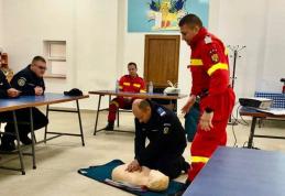 Sesiunile de prim ajutor continuă cu polițiști, jandarmi și lucrători din cadrul SNTCF - „CFR Călători”