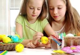 Elevii vor avea vacanţă de Paşte anul viitor. E oficial! Noua structură a anului şcolar 2023-2024