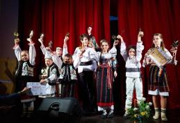 „ÎNTÂMPINAREA PRIMĂVERII” la Sala Teatrului din Dorohoi - FOTO