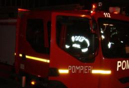 Solarul unei familii din Trușești distrus de un incediu. Pompierii au intervenit