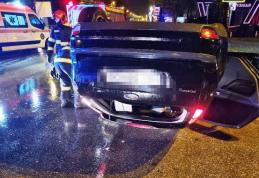 Doi tineri au ajuns la spital, în urma unui accident produs în Zona Industrială - FOTO