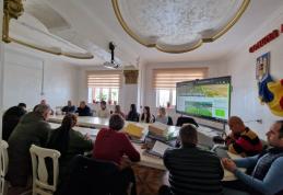 Elevi ai Liceului „Anastasie Bașotă” Pomârla implicați în luarea deciziilor publice printr-un proiect al Fundației Corona