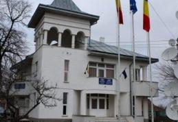 COMUNICAT DE PRESĂ: Semnarea contractului privind proiectul „Reabilitarea sediului Primăriei comunei Ibănești, județul Botoșani”