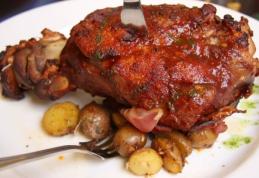 Pulpă de porc la cuptor