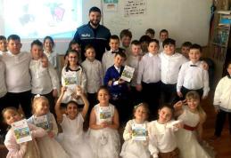 Acțiune preventivă cu elevii unei școli din Flămânzi - FOTO