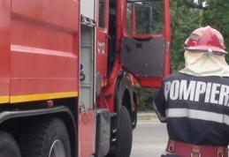 Bătrân ajuns la spital cu arsuri după o explozie în încăperea în care locuia