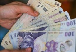 Femeie reținută după ce i-a furat 1700 de lei unei tinere din Leorda