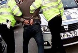 Reținut după ce a condus beat și fără permis o mașină neînmatriculată