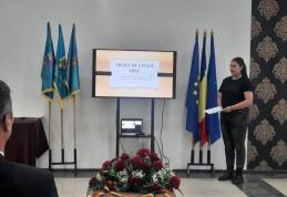 Premiul I obținut de o elevǎ de la Seminarul Teologic Dorohoi la concursul de istorie localǎ - FOTO