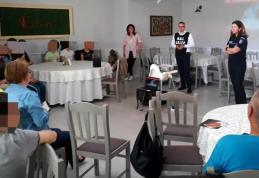 Sesiune de informare susținută de polițiști la Dorohoi pe tema disparițiilor de minori