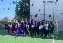 „Timp, încotro mergi?” - Emoțiile ultimului clopoțel pentru promoția 2023 a Liceului „Regina Maria” Dorohoi – FOTO