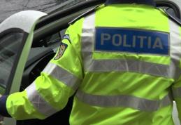 Tânăr de 19 ani prins în timp ce conducea fără permis un autoturism neînmatriculat