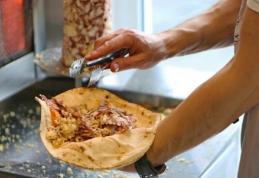 Fast-food-uri din Botoșani, verificate de polițiști