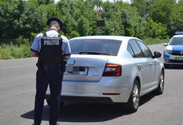 Depistați la volan deși nu dețineau permis de conducere 