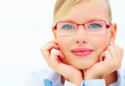 Semne care îți indică faptul că ai nevoie de ochelari