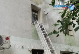 Pericol de incendiu și panică într-un bloc din Dorohoi pentru o oală cu mâncare uitată pe aragaz - FOTO