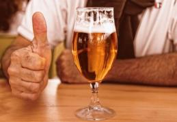 Un pahar de vin sau o halbă de bere, pe zi, te scapă de depresie