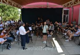 Repetițiile pentru Festivalul Internațional „Mugurelul” 2023 sunt în plină desfășurare - FOTO