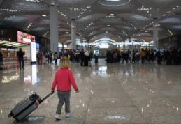 Acte obligatorii fără de care copiii nu pot părăsi țara! Vor fi întorși de la graniță