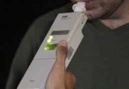 Surpriză a polițiștilor după un control de rutină: Șofer depistat beat pe o stradă din Botoșani