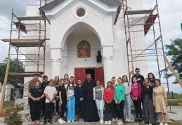 Seminar pentru tineri desfășurat la parohia „Sf. Gheorghe” Ionășeni, Vf. Câmpului - FOTO
