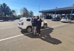 A încercat să tranziteze frontiera cu un permis de conducere nerecunoscut de lege