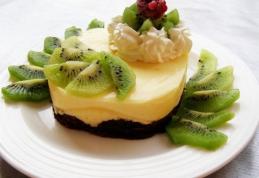 Mini-tort cu kiwi
