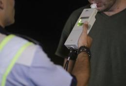 Tânăr de 34 de ani prins de polițiști beat la volan în toiul nopții