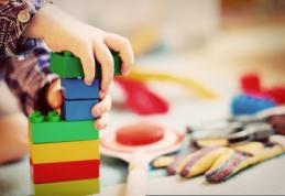 A fost majorată cu 50% indemnizaţia de creştere a copilului, pentru părinții de gemeni, tripleți și multipleți