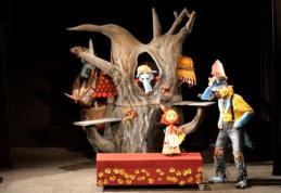 Scufița roșie, un spectacol îndrăgit şi mult așteptat de cei mici!!!