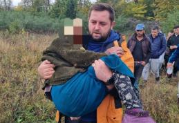 Bătrâna dată dispărută în urmă cu 3 zile a fost găsită de polițiști într-o lizieră, la șapte kilometri de locuință