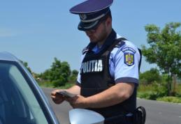 Conducător auto în vârstă de 54 de ani depistat de polițiști în stare de ebrietate și fără permis de conducere