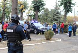 Sute de copii au vizitat sediul Inspectoratului de Jandarmi Județean Botoșani - FOTO