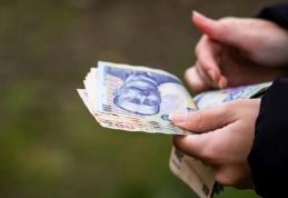 Guvernul ar putea renunța la plafonarea plaților cash. Premierul României a transmis că va revizui această decizie