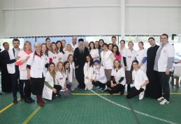 Campania „Sănătate pentru sate” la Botoșani: Peste 600 de persoane din județul Botoșani consultate gratuit de medici - FOTO